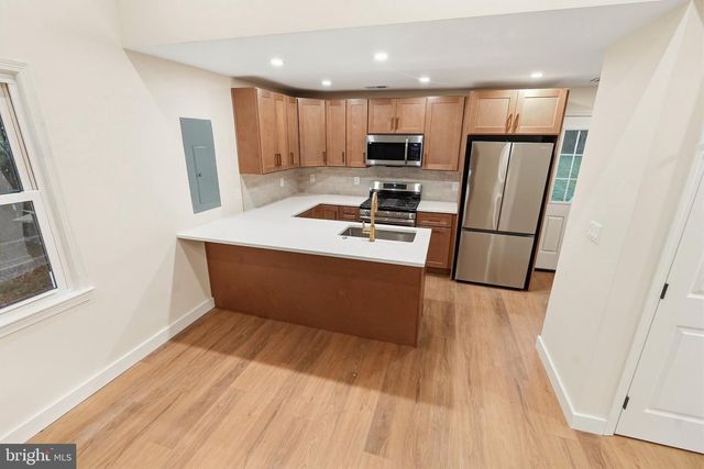 3022 WESTFALL PL, Falls Church, VA 22042