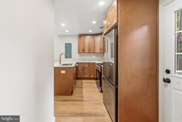 3022 WESTFALL PL, Falls Church, VA 22042