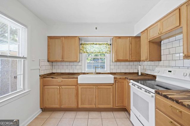 1217 E De Renne Avenue, Savannah, GA 31406