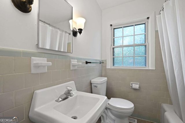1217 E De Renne Avenue, Savannah, GA 31406