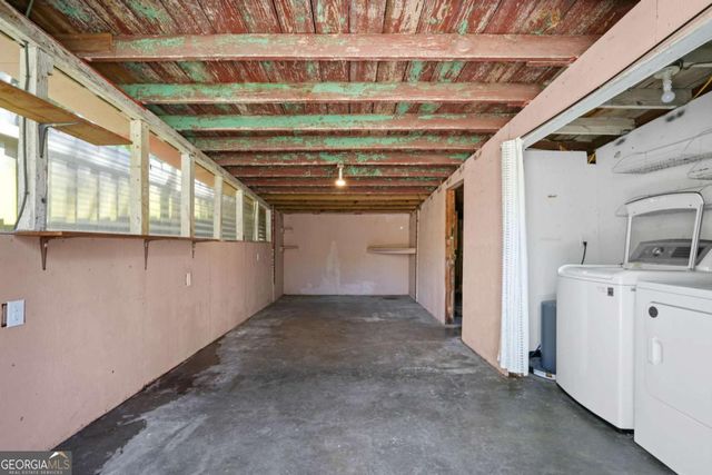 1217 E De Renne Avenue, Savannah, GA 31406