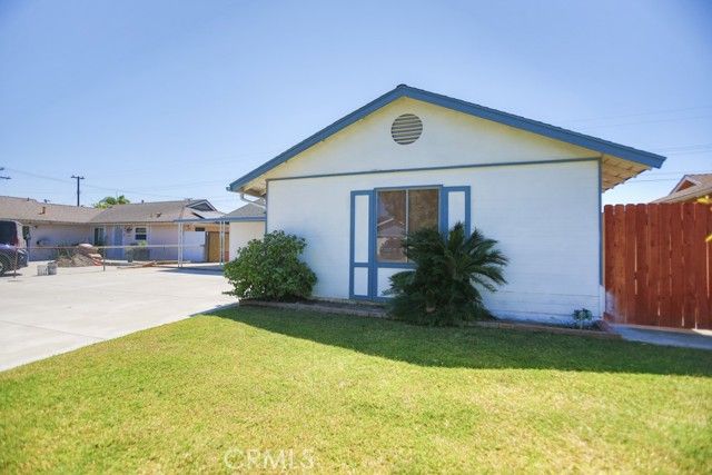 5932 Chinook, Huntington Beach, CA 92647