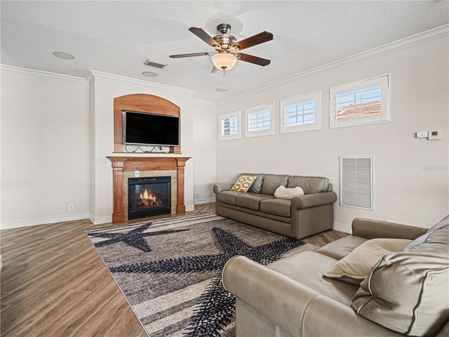 102 12TH AVENUE E, Palmetto, FL 34221