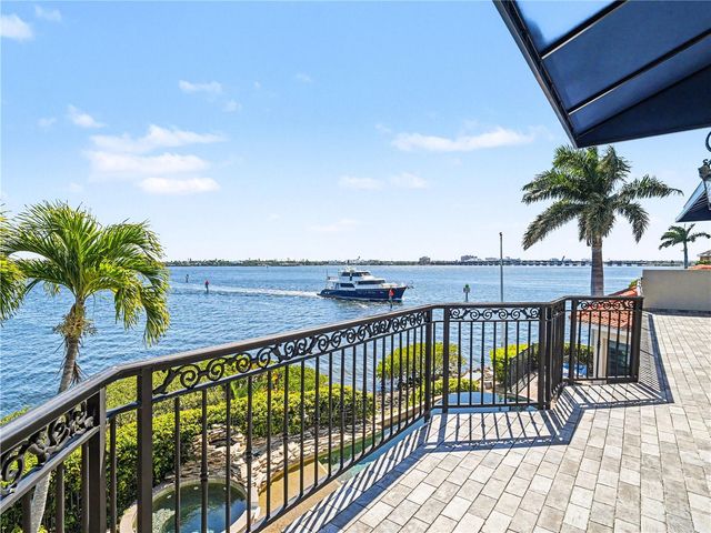 102 12TH AVENUE E, Palmetto, FL 34221