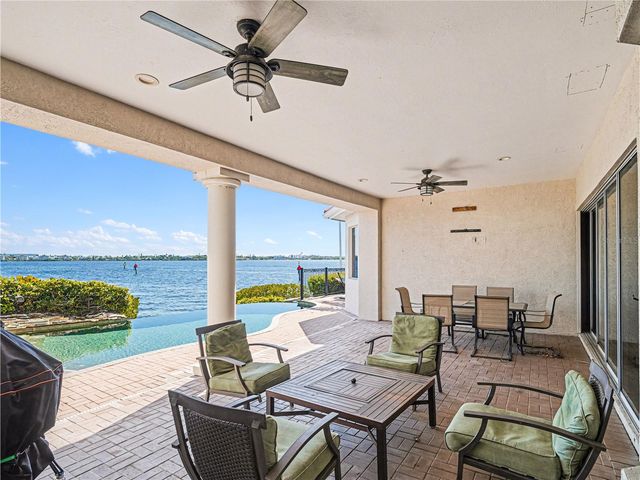 102 12TH AVENUE E, Palmetto, FL 34221