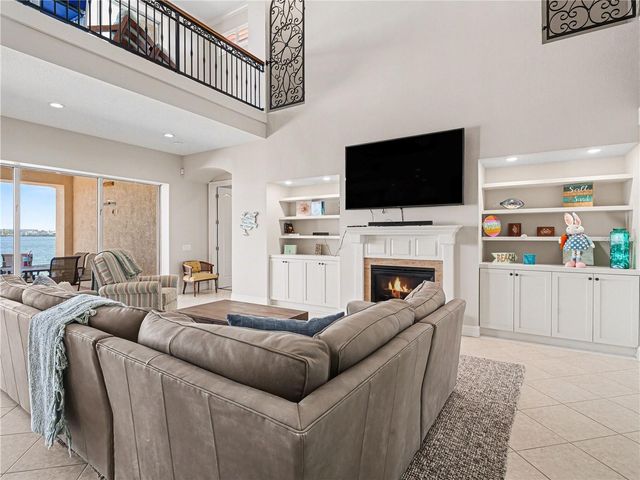 102 12TH AVENUE E, Palmetto, FL 34221