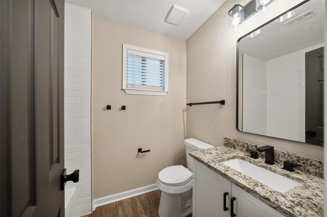 2804 Traveller Drive, League City, TX 77573