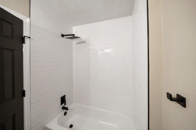 2804 Traveller Drive, League City, TX 77573