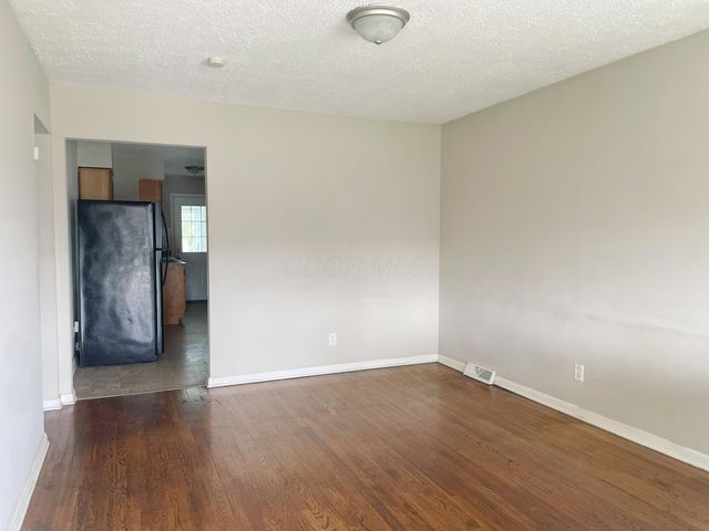 651 Athens Street, Columbus, OH 43204