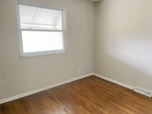 651 Athens Street, Columbus, OH 43204