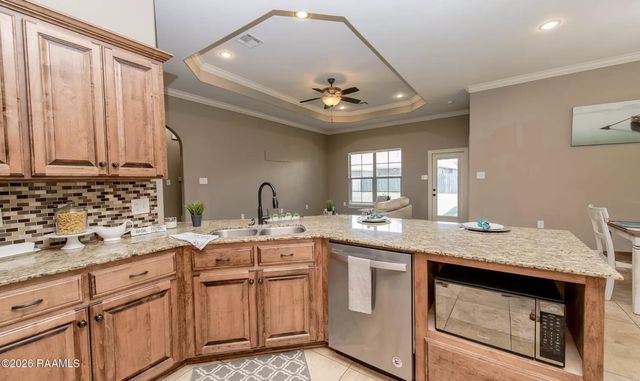 315 Hill Ridge Drive, Youngsville, LA 70592