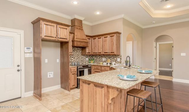 315 Hill Ridge Drive, Youngsville, LA 70592