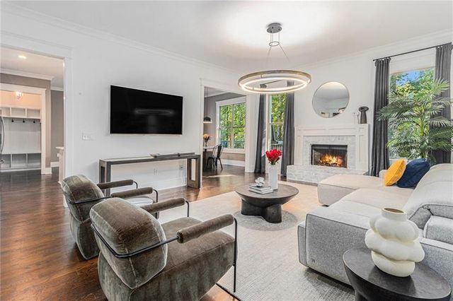 519 Holcomb Bridge Road, Norcross, GA 30071