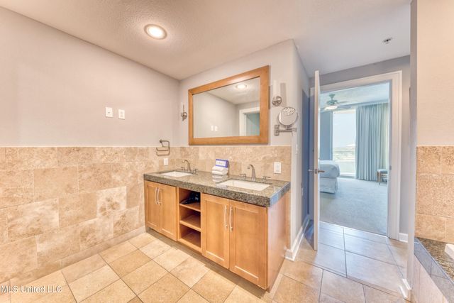 2060 Beach Boulevard, 502, Biloxi, MS 39531