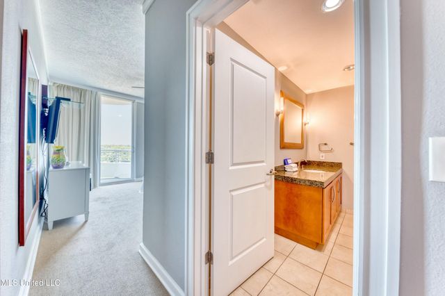 2060 Beach Boulevard, 502, Biloxi, MS 39531