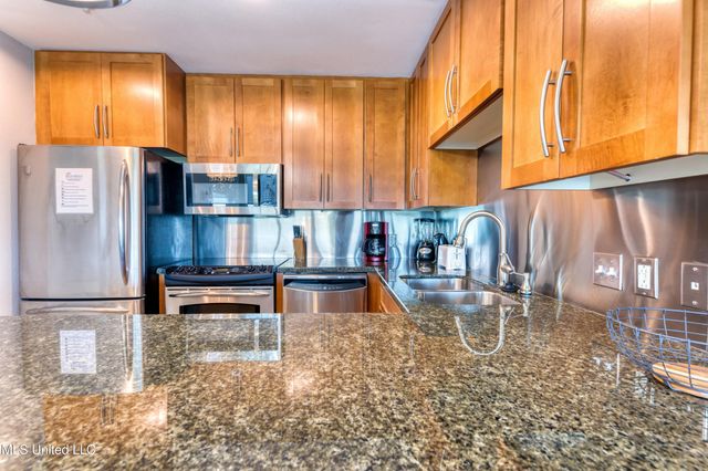 2060 Beach Boulevard, 502, Biloxi, MS 39531