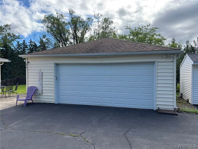 3777 Wolf Road, Hamburg, NY 14127