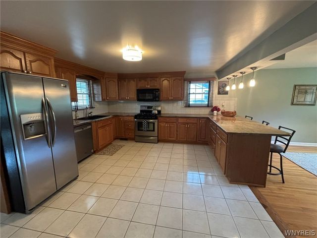 3777 Wolf Road, Hamburg, NY 14127