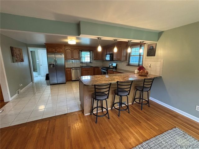 3777 Wolf Road, Hamburg, NY 14127
