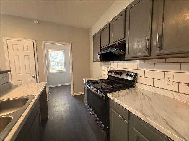 831 Cameron M Alexandar, Atlanta, GA 30318