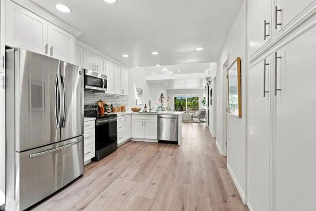 7559 GIBRALTAR Street 15, Carlsbad, CA 92009