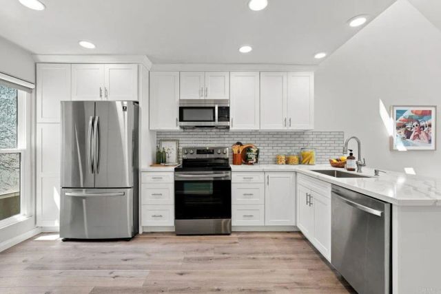 7559 GIBRALTAR Street 15, Carlsbad, CA 92009