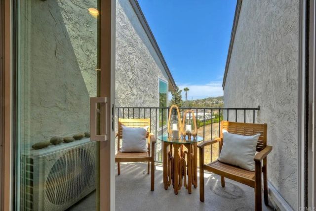 7559 GIBRALTAR Street 15, Carlsbad, CA 92009