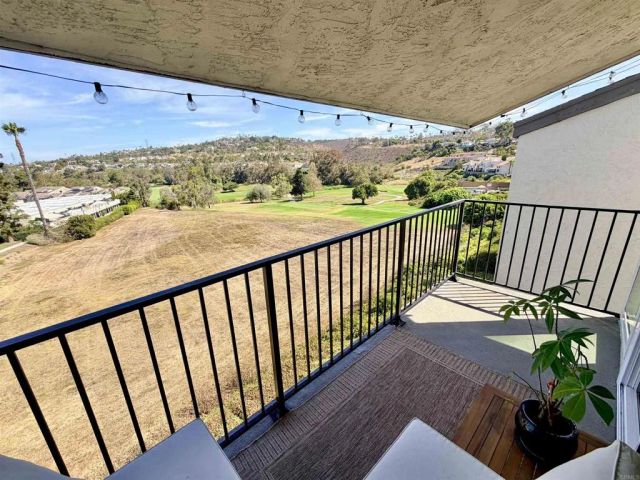 7559 GIBRALTAR Street 15, Carlsbad, CA 92009