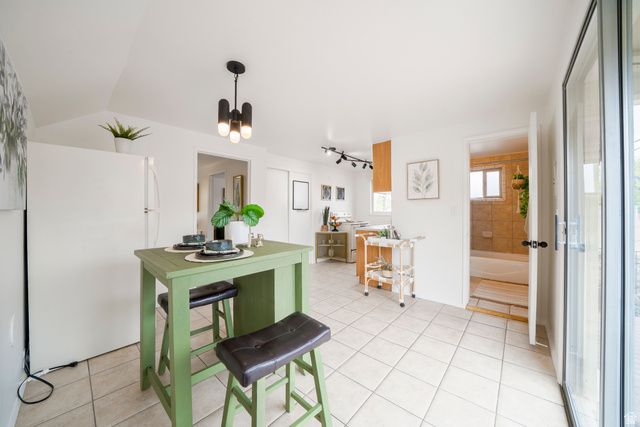 1005 E EMERSON AVE, Salt Lake City, UT 84105