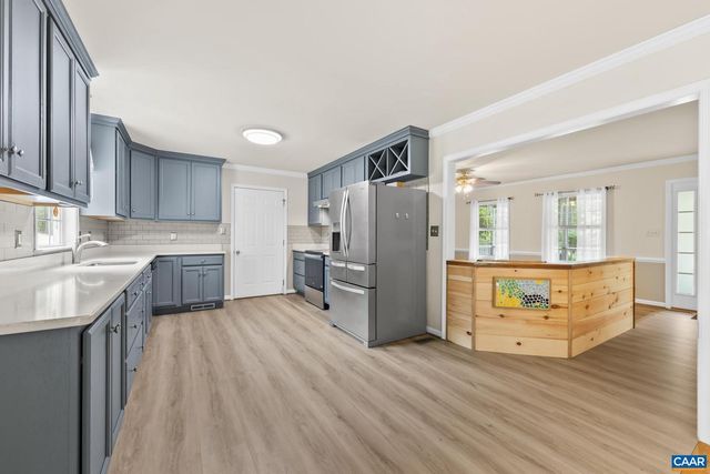 1356 KENTS MILL RD, Louisa, VA 23093