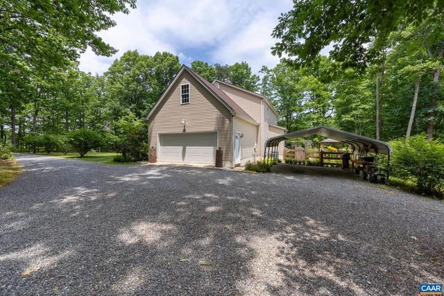 1356 KENTS MILL RD, Louisa, VA 23093