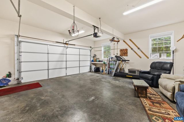 1356 KENTS MILL RD, Louisa, VA 23093