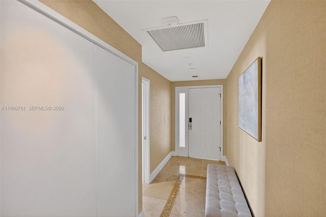 19237 Fisher Island Dr 19237, Miami Beach, FL 33109