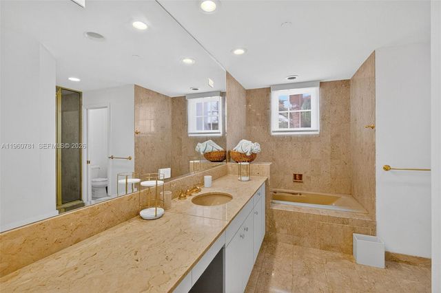 19237 Fisher Island Dr 19237, Miami Beach, FL 33109