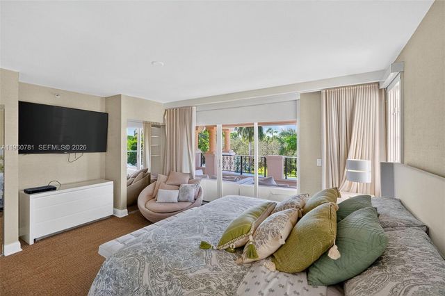 19237 Fisher Island Dr 19237, Miami Beach, FL 33109