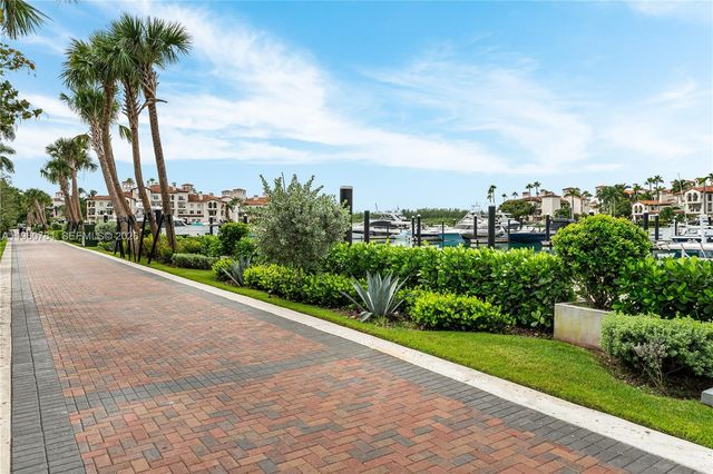 19237 Fisher Island Dr 19237, Miami Beach, FL 33109