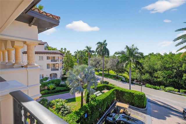 19237 Fisher Island Dr 19237, Miami Beach, FL 33109