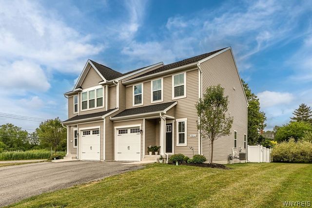 3581 Big Tree Road 2, Hamburg, NY 14075
