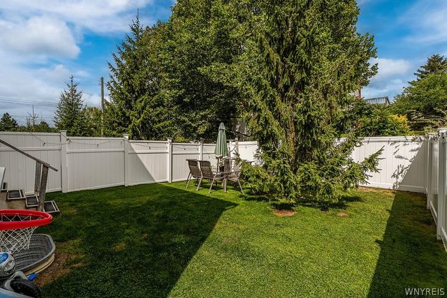 3581 Big Tree Road 2, Hamburg, NY 14075