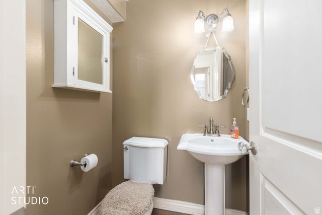 285 W CENTER ST, Kaysville, UT 84037