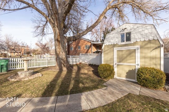 285 W CENTER ST, Kaysville, UT 84037