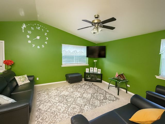 1223 Greenfield Avenue, Waukegan, IL 60085