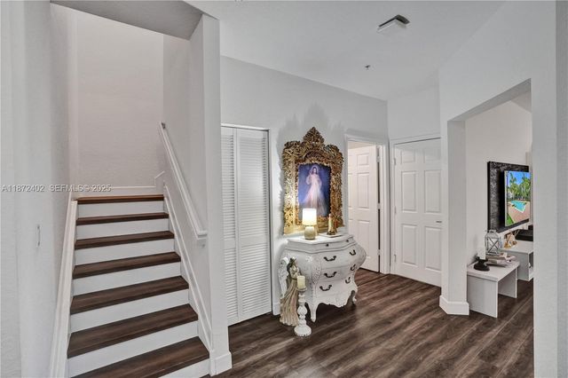 136 SW 185th Way, Pembroke Pines, FL 33029