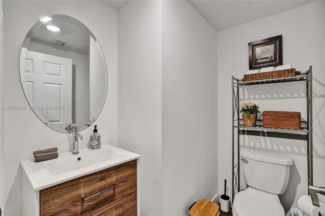 136 SW 185th Way, Pembroke Pines, FL 33029