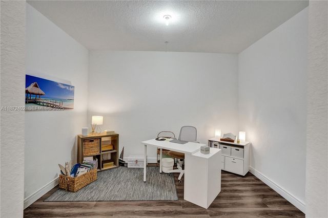 136 SW 185th Way, Pembroke Pines, FL 33029