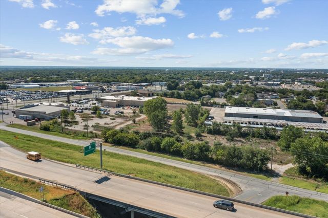 2510 Texoma Parkway, Sherman, TX 75090