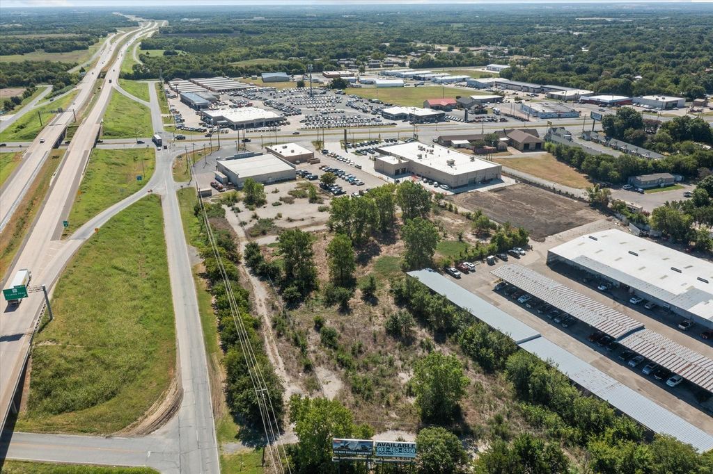 2510 Texoma Parkway, Sherman, TX 75090