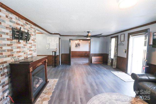 605 US 70 Highway W, Hildebran, NC 28637