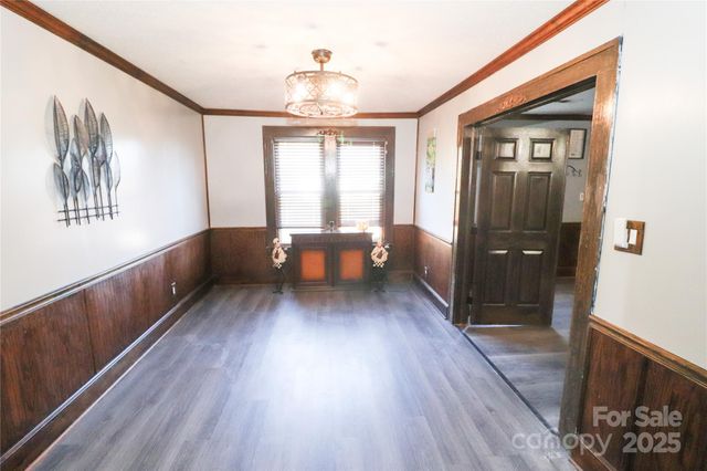 605 US 70 Highway W, Hildebran, NC 28637