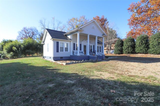 605 US 70 Highway W, Hildebran, NC 28637